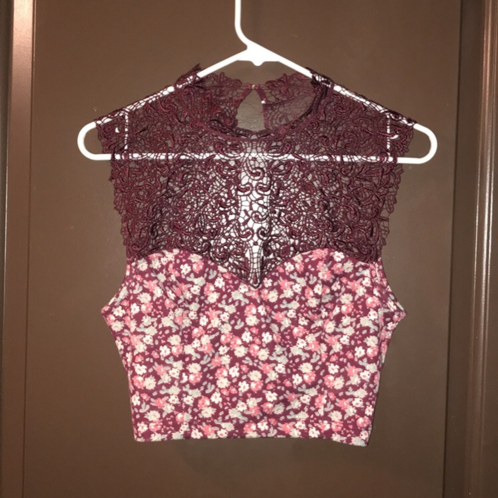 Urban outfitters crochet crop